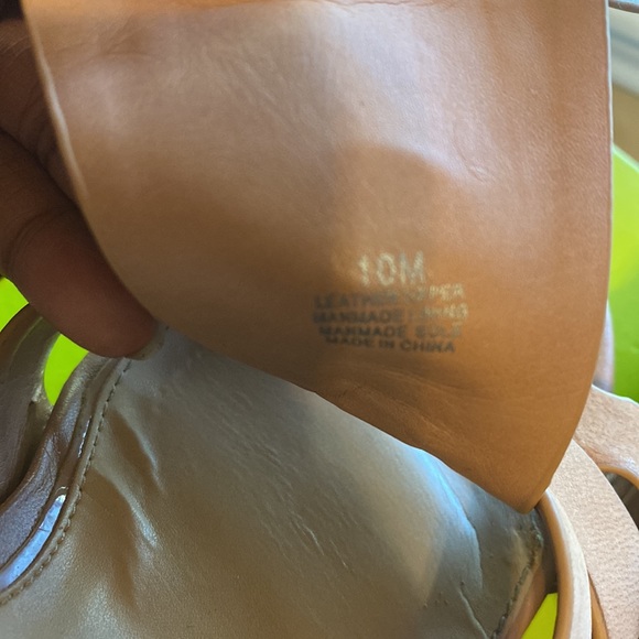 GB - CREAM WEDGED HEEL (WELTON) - Picture 4 of 7